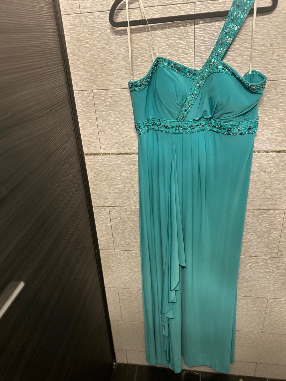 One-Shoulder Turquoise Evening Gown with Beaded Accents